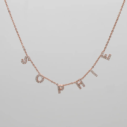 Colar de Nome com Diamantes: Brilho Cintilante e Personalizável