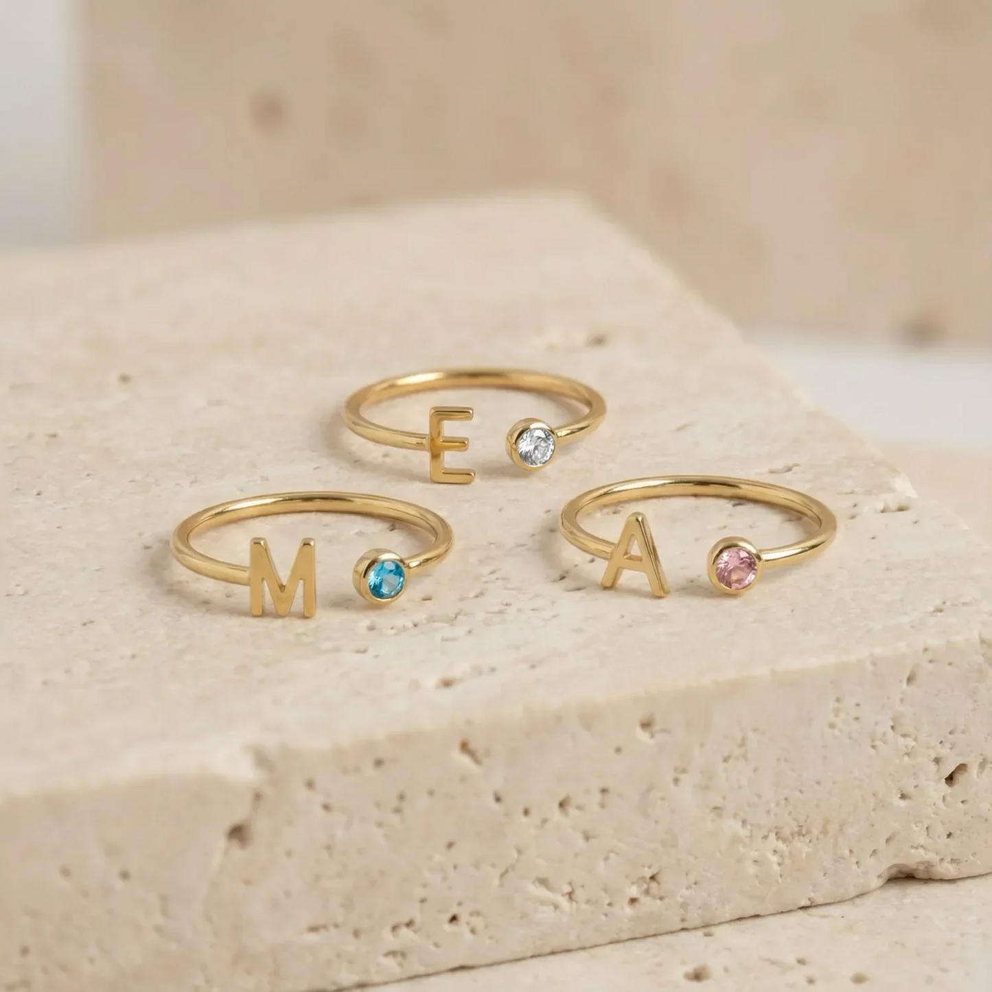 Anel Ajustável com Inicial Personalizável e Pedra de Nascimento